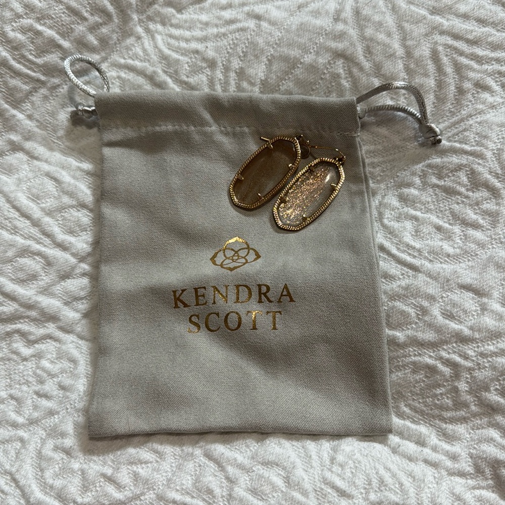Kendra Scott Elle Earrings